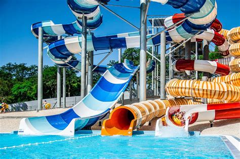 Aquapark Magic Water Slides: Where Fun and Adventure Meet